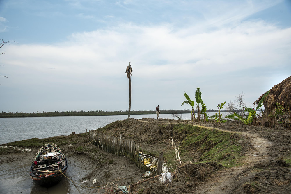 Destruction Of Nature & Life By Super cyclone Amphan By Sudipta Chatterjee