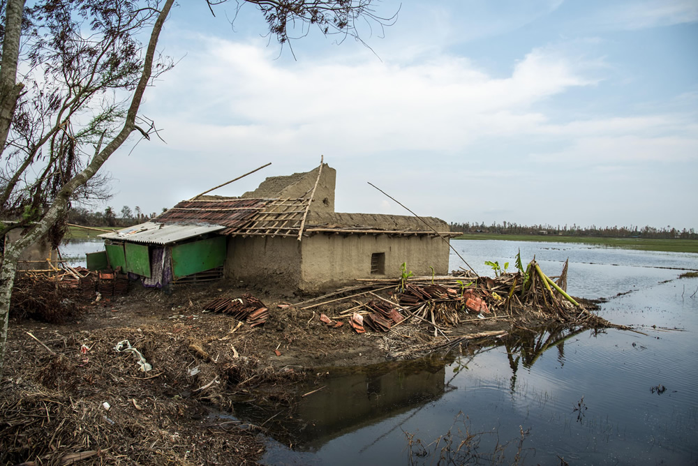 Destruction Of Nature & Life By Super cyclone Amphan By Sudipta Chatterjee