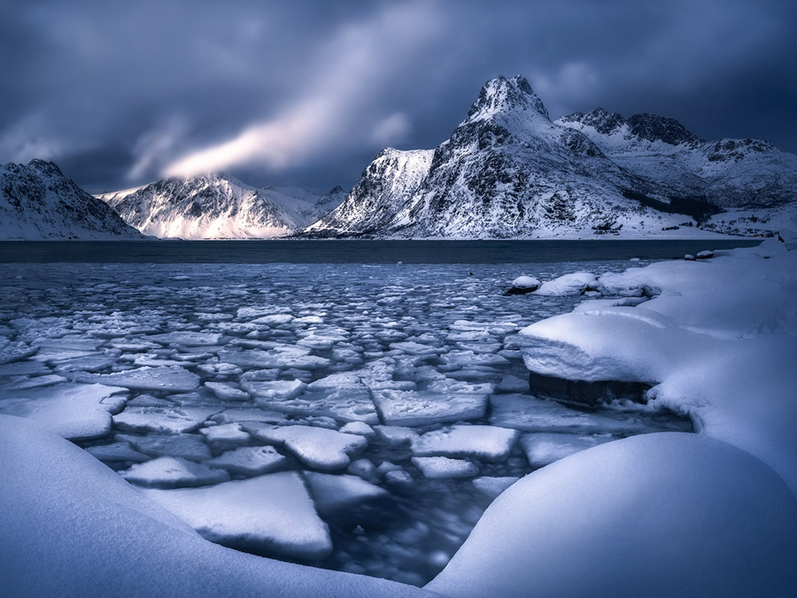 Dark North: Beautiful Landscape Photography By Isabella Tabacchi