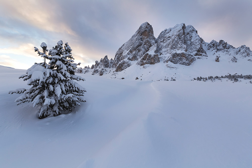 Dolomites In Winter: Beautiful Landscape Photography By Martin Peintner