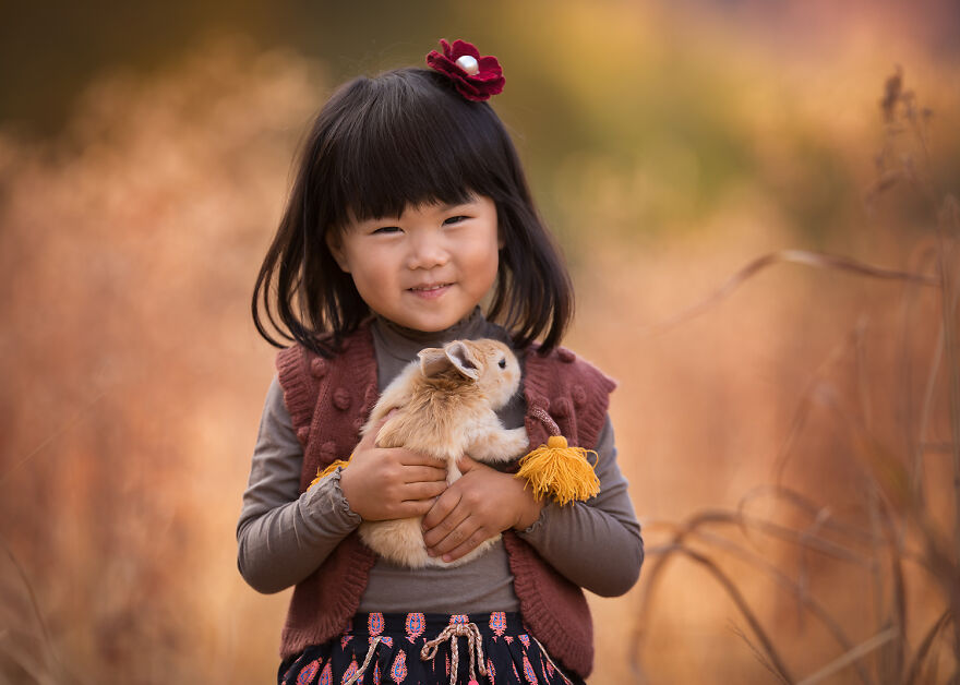 Lisa Holloway Kids Photography With Farm Animals