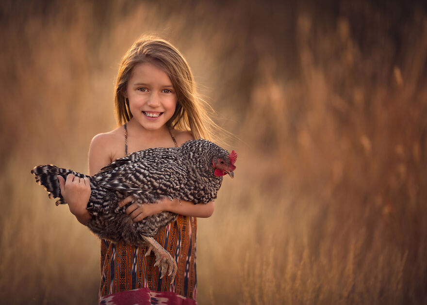 Magical Bond Between Children and Animals Captured by Lisa Holloway