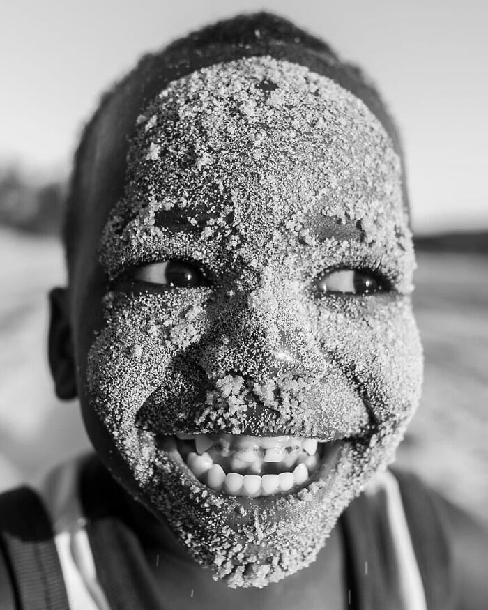 Everyday Life And Hardships Of Mozambican People By Gregory Escande