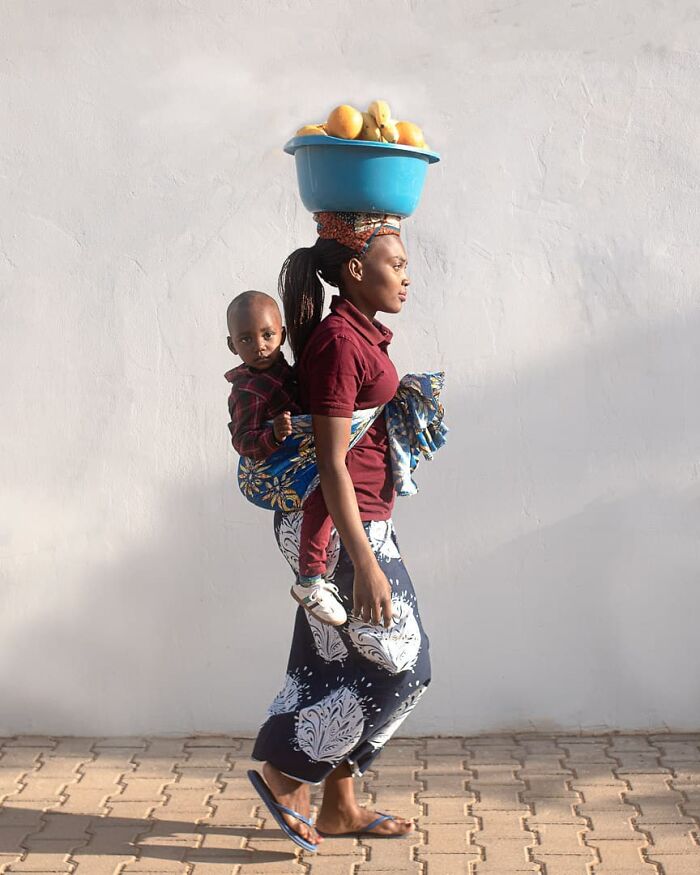 Everyday Life And Hardships Of Mozambican People By Gregory Escande