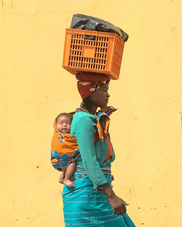 Everyday Life And Hardships Of Mozambican People By Gregory Escande