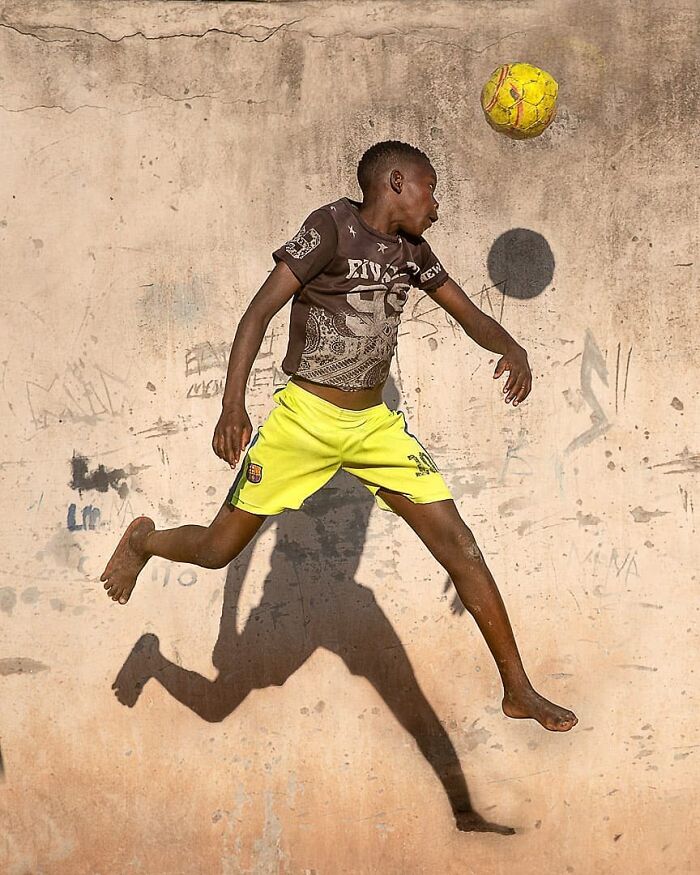 Everyday Life And Hardships Of Mozambican People By Gregory Escande