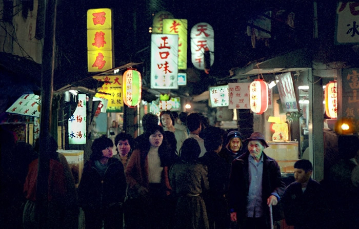 Color Photographs From Master Photographer Fan Ho 