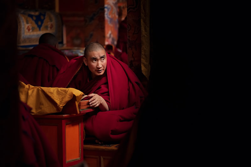 The Daily Life Of Tibetan Buddhist In The Temple By Li Ye 