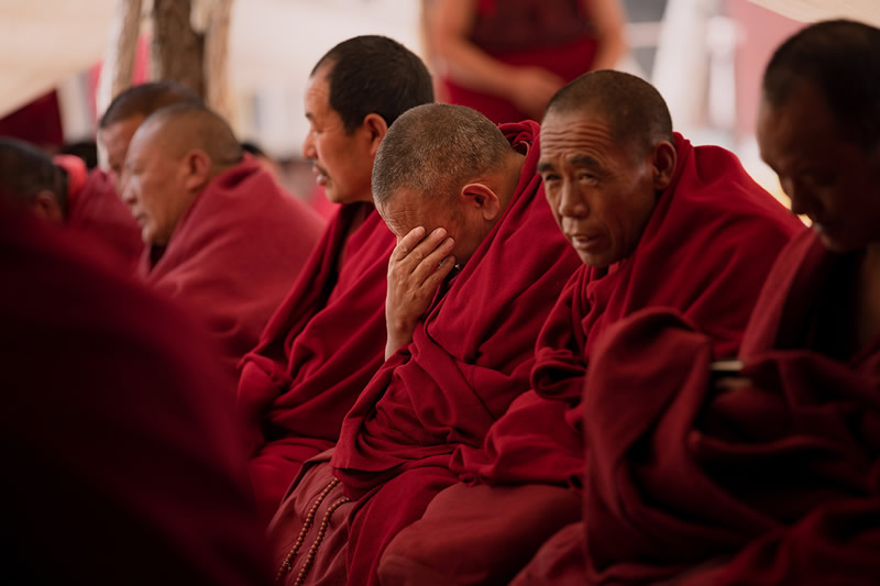 The Daily Life Of Tibetan Buddhist In The Temple By Li Ye 