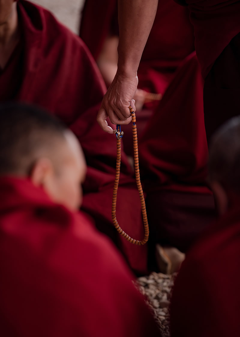 The Daily Life Of Tibetan Buddhist In The Temple By Li Ye 