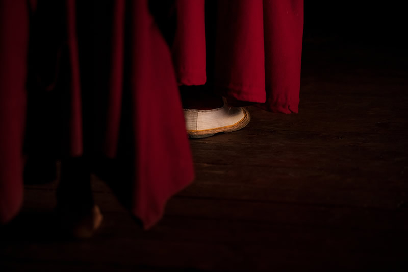 The Daily Life Of Tibetan Buddhist In The Temple By Li Ye 