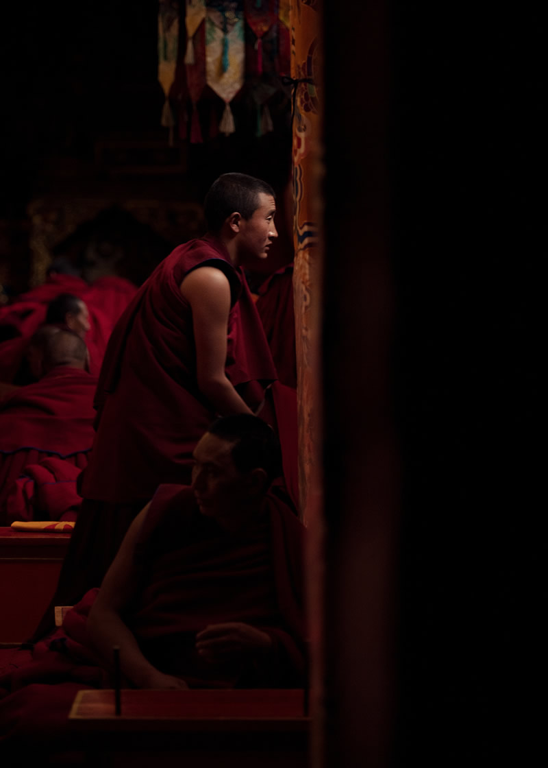 The Daily Life Of Tibetan Buddhist In The Temple By Li Ye 