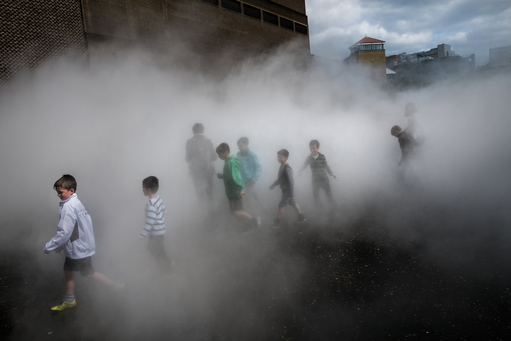 10 Stunning Finalists Photos Of London Street Photography Festival 