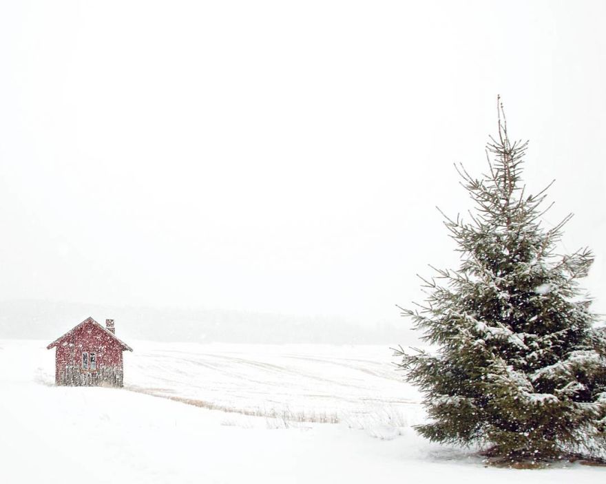 Photographer Britt Marie Amazingly Captured The Abandoned Houses In Scandinavia 