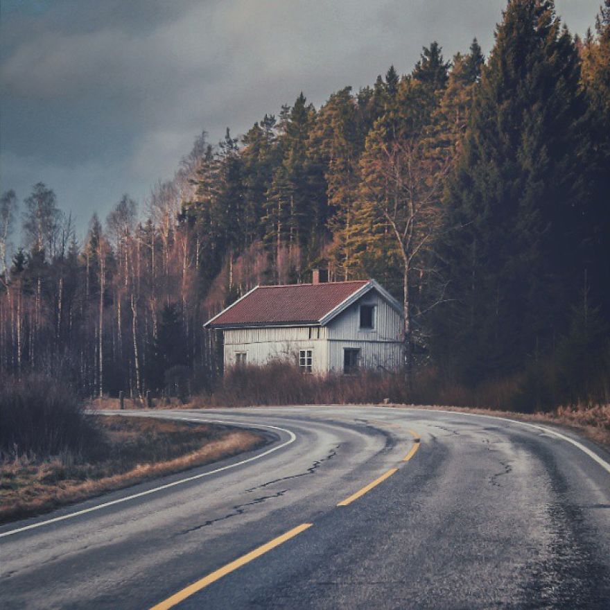 Photographer Britt Marie Amazingly Captured The Abandoned Houses In Scandinavia 