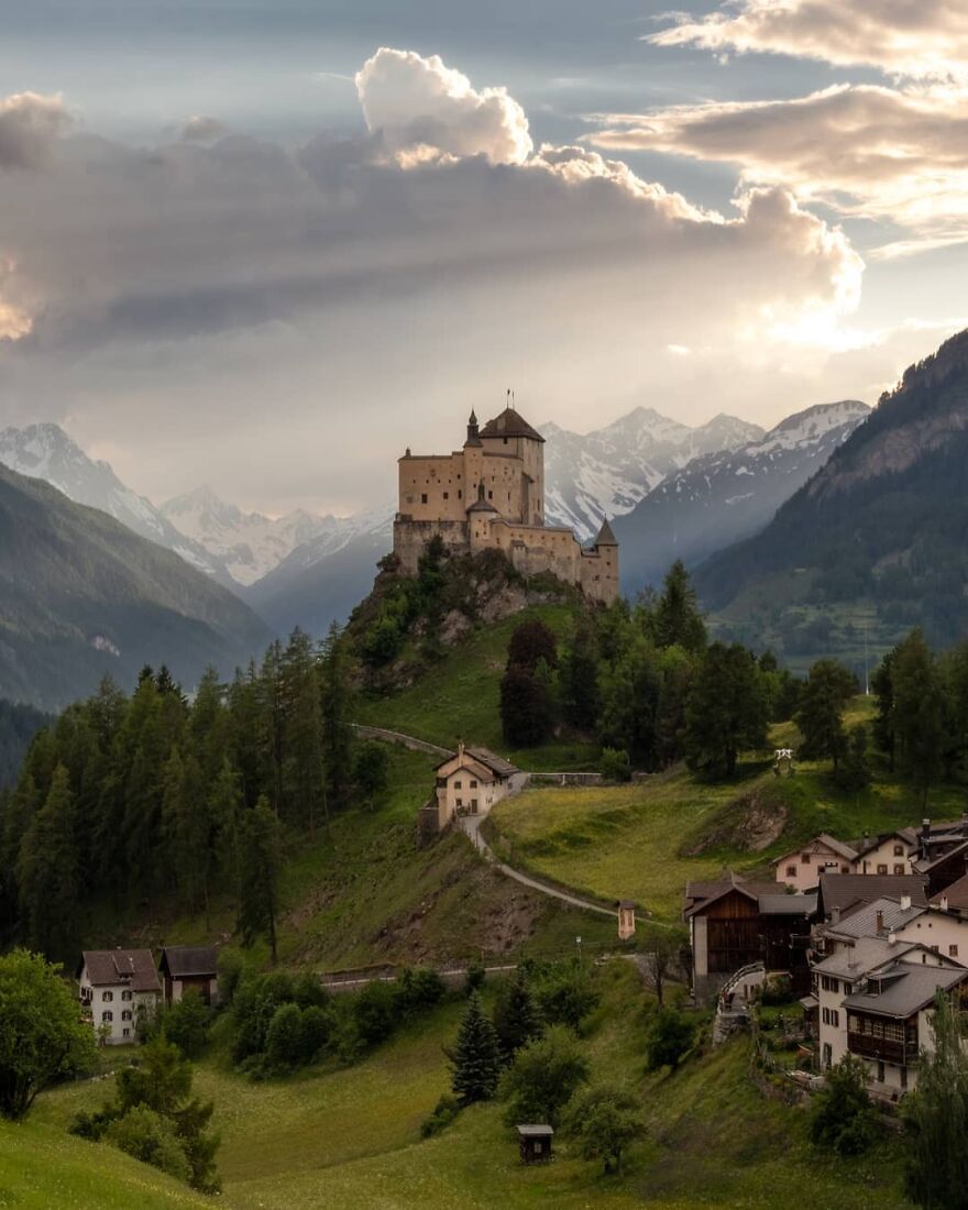 30 Beautiful Castles Around The World Captured By Vincent Croce