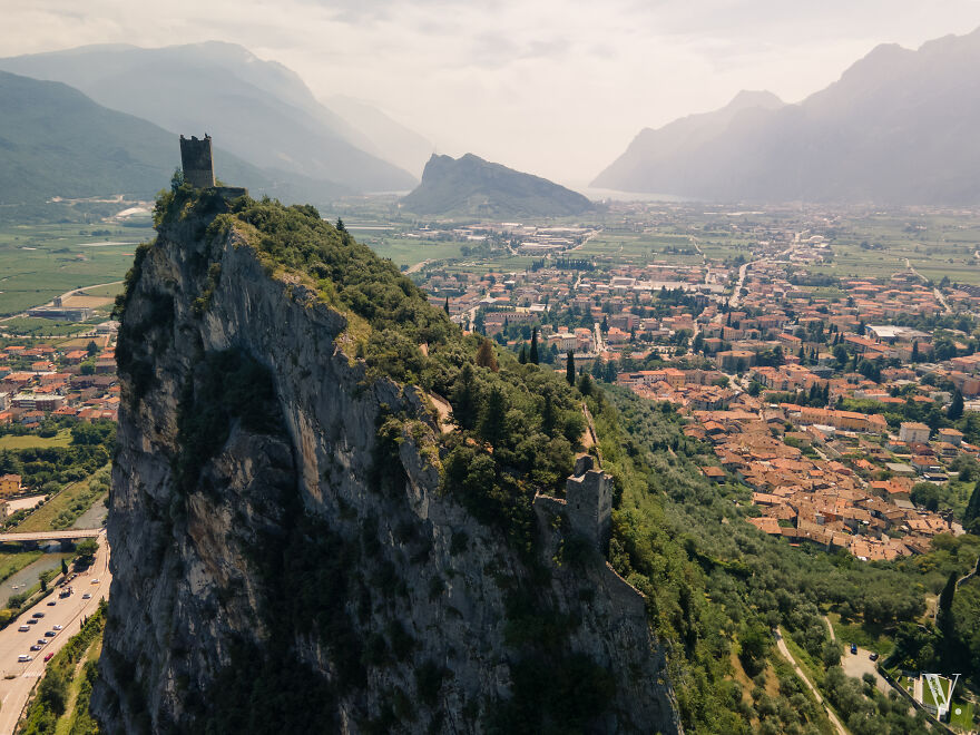 30 Beautiful Castles Around The World Captured By Vincent Croce