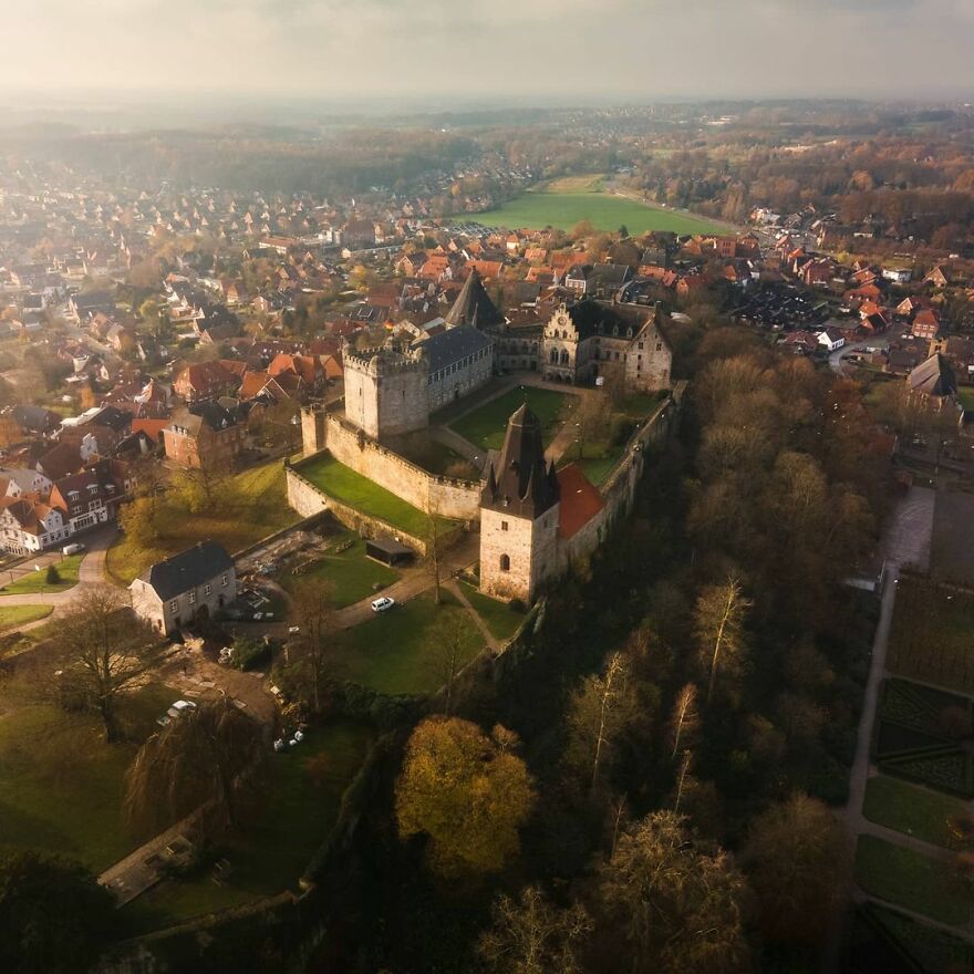 30 Beautiful Castles Around The World Captured By Vincent Croce