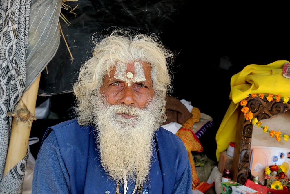 Faces Of Kumbha: 16 Amazing Portraits By Nilanjan Ray