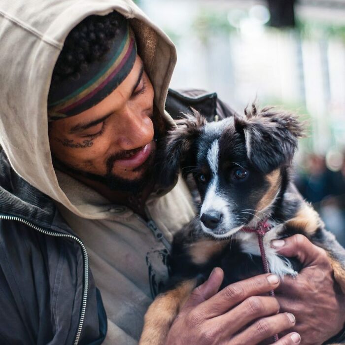 The Lives Of Homeless People And Their Dogs: 30 Touching Photographs From MRSC IG Page