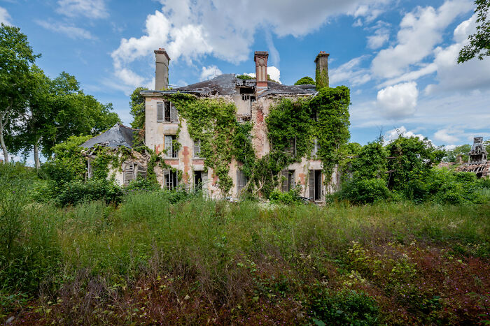 What If We Disappeared: The World Without Us, Photo Project About Abandoned Locations By Romain Veillon