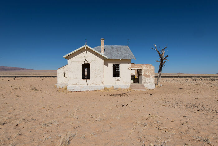 What If We Disappeared: The World Without Us, Photo Project About Abandoned Locations By Romain Veillon