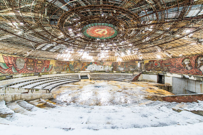 What If We Disappeared: The World Without Us, Photo Project About Abandoned Locations By Romain Veillon