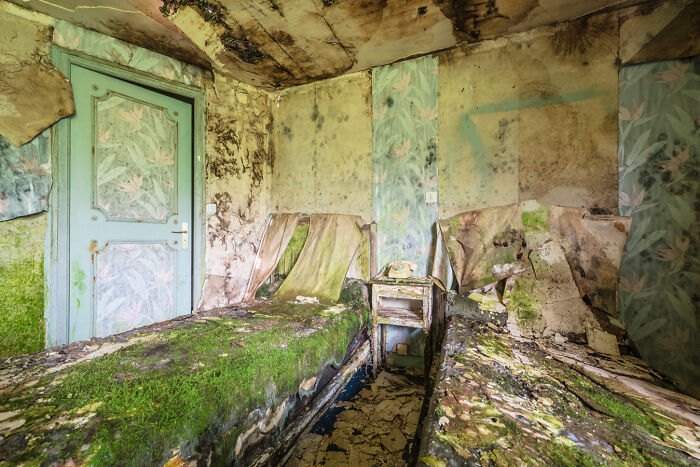 What If We Disappeared: The World Without Us, Photo Project About Abandoned Locations By Romain Veillon