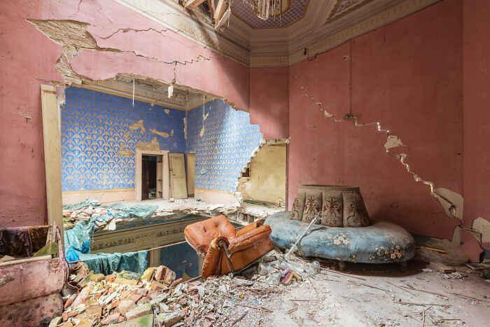 What If We Disappeared: The World Without Us, Photo Project About Abandoned Locations By Romain Veillon