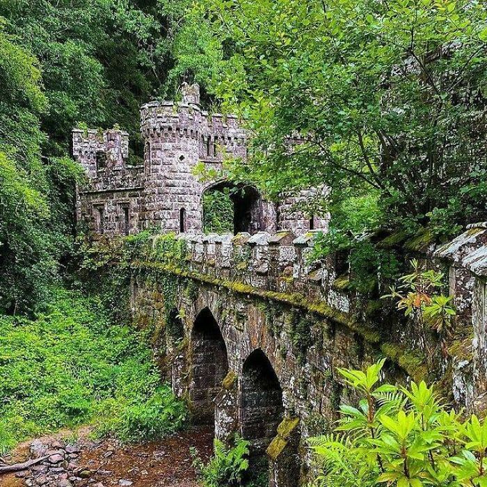 30 Abandoned Places Shared In This Facebook Group Will Take Your Breath Away