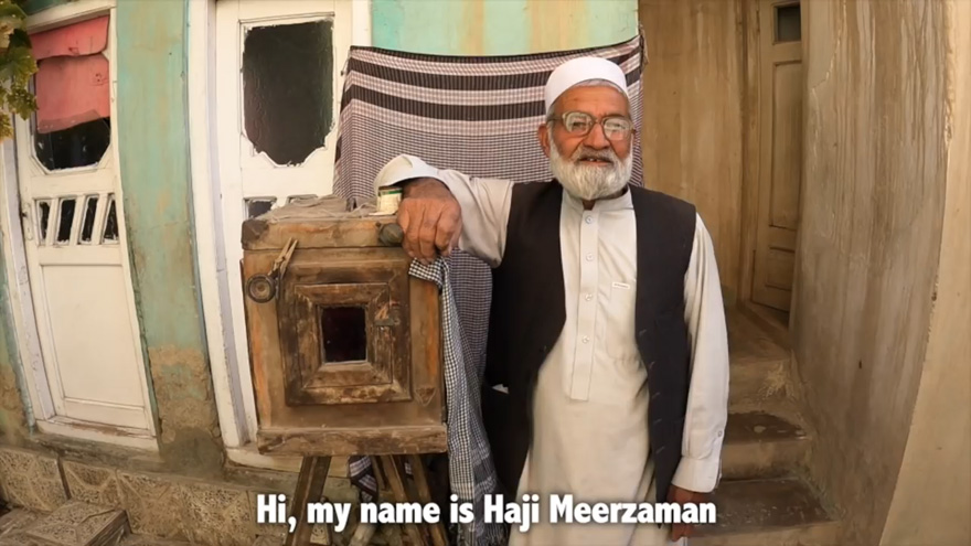 This Afghan Photographer Is Still Using A 100-Year-Old Camera To This Day