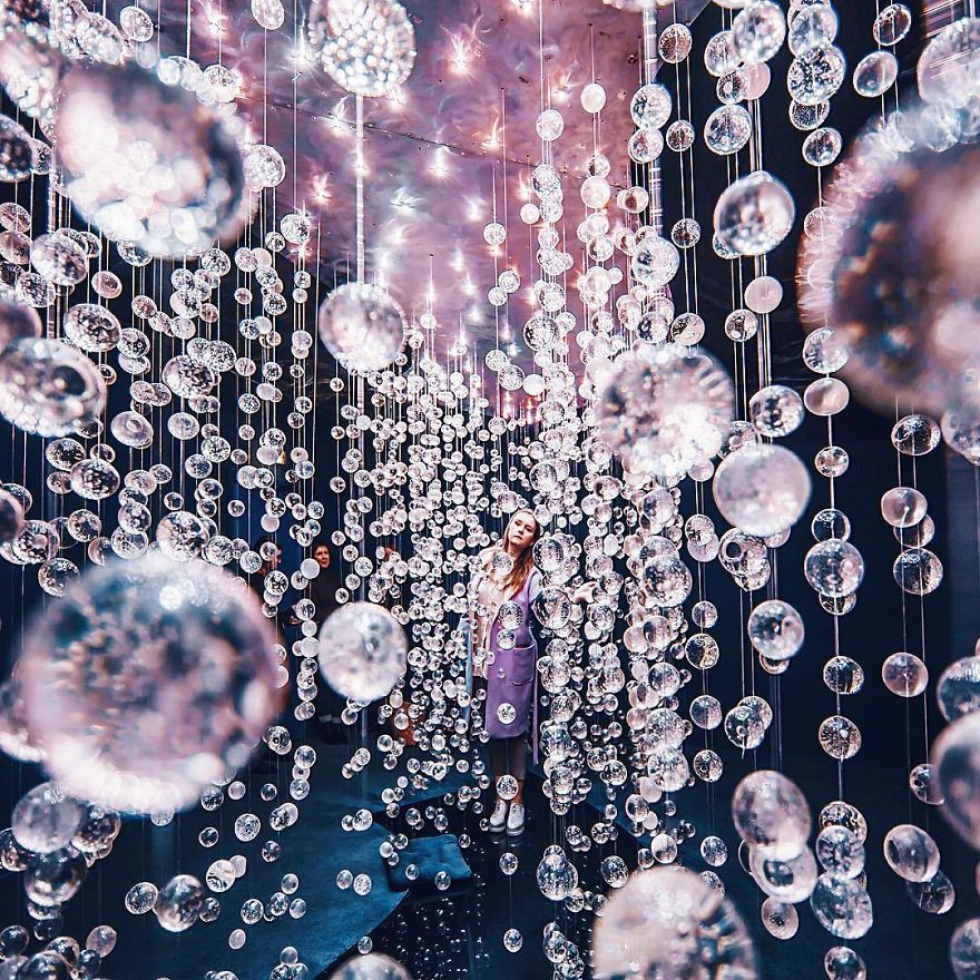 Magical Photos Inspired By Balloons, Bubbles, And Lights By Kristina Makeeva