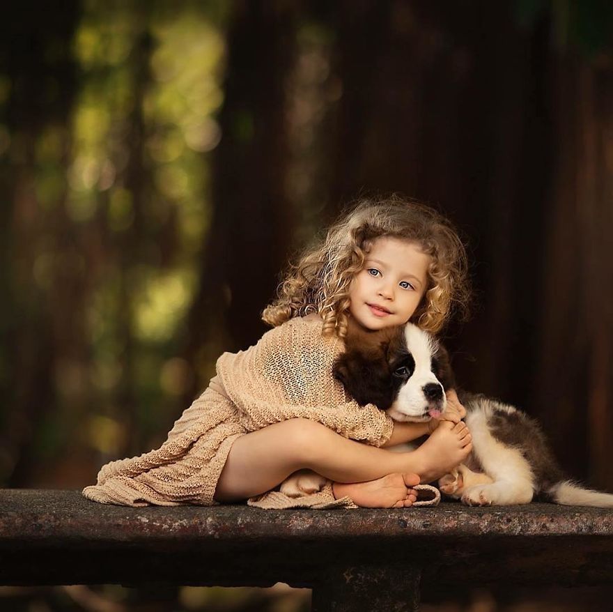 25 Beautiful Fairy Tale-Like Photos Of Kids And Animals