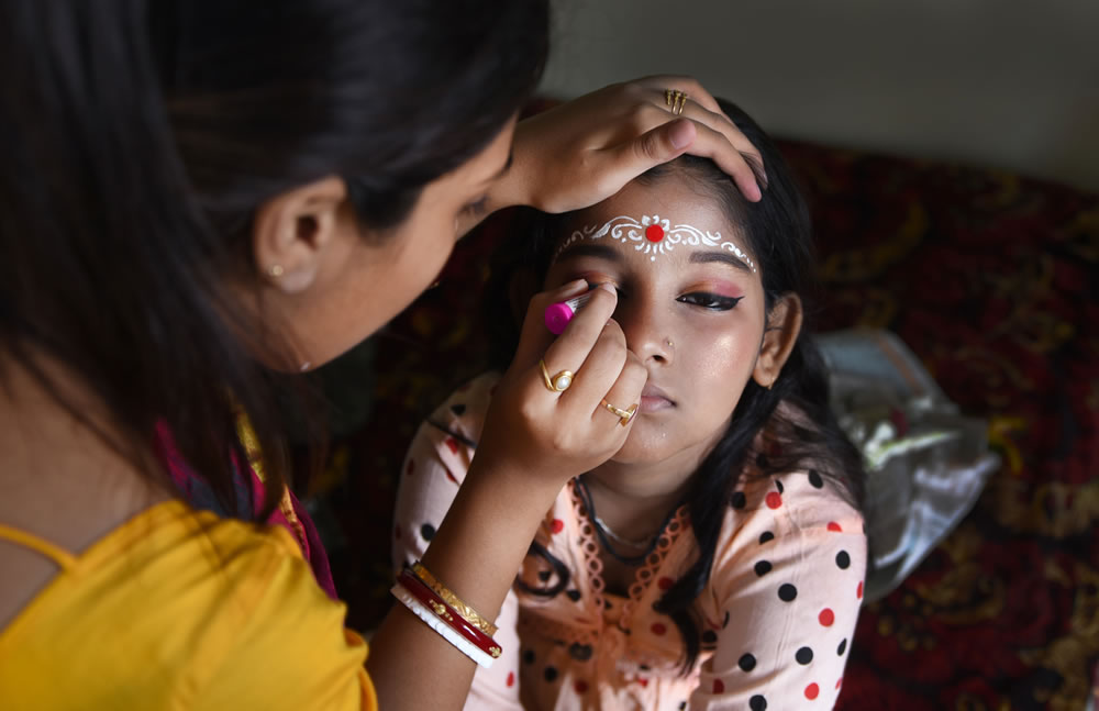 Kumari Puja: Hindu Festival During Durga Puja, Photo Series By Tanusree Mitra