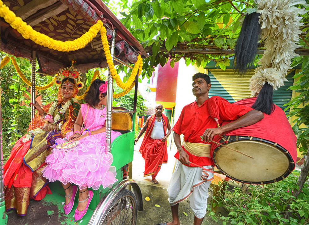 Kumari Puja: Hindu Festival During Durga Puja, Photo Series By Tanusree Mitra