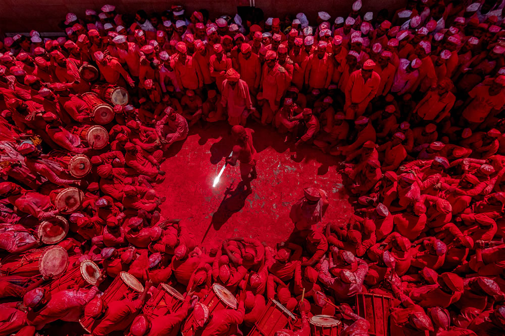 The Red Festival: An Amazing Photo Series By Vedant Kulkarni