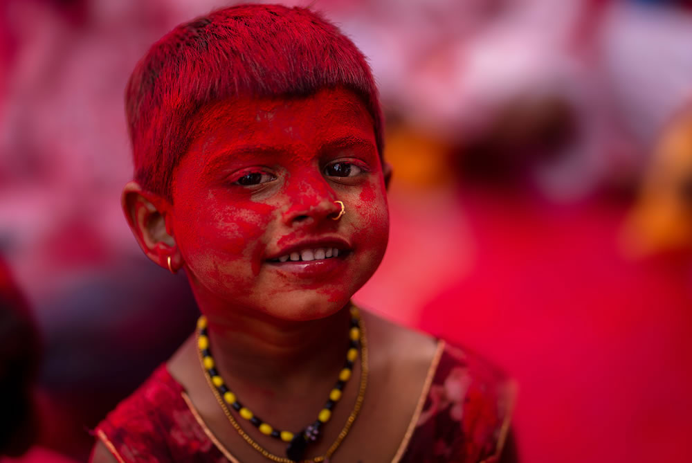 The Red Festival: An Amazing Photo Series By Vedant Kulkarni