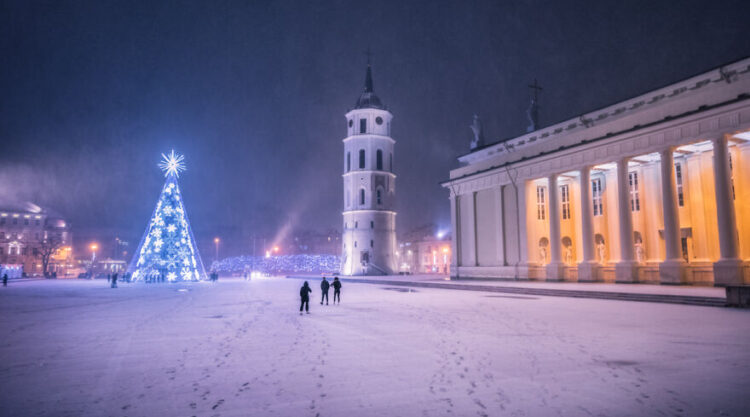 Beautiful Photos Of Vilnius During The Winter Captured By Patryk Biegański