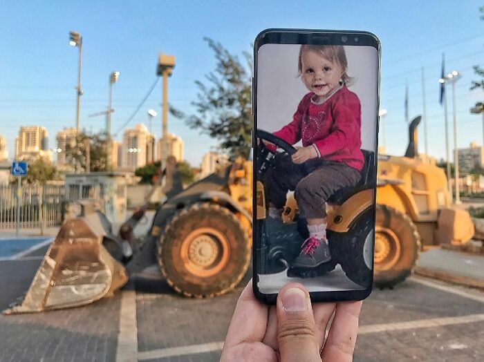 Everyday Objects To Life With Smartphone by Yahav Draizin