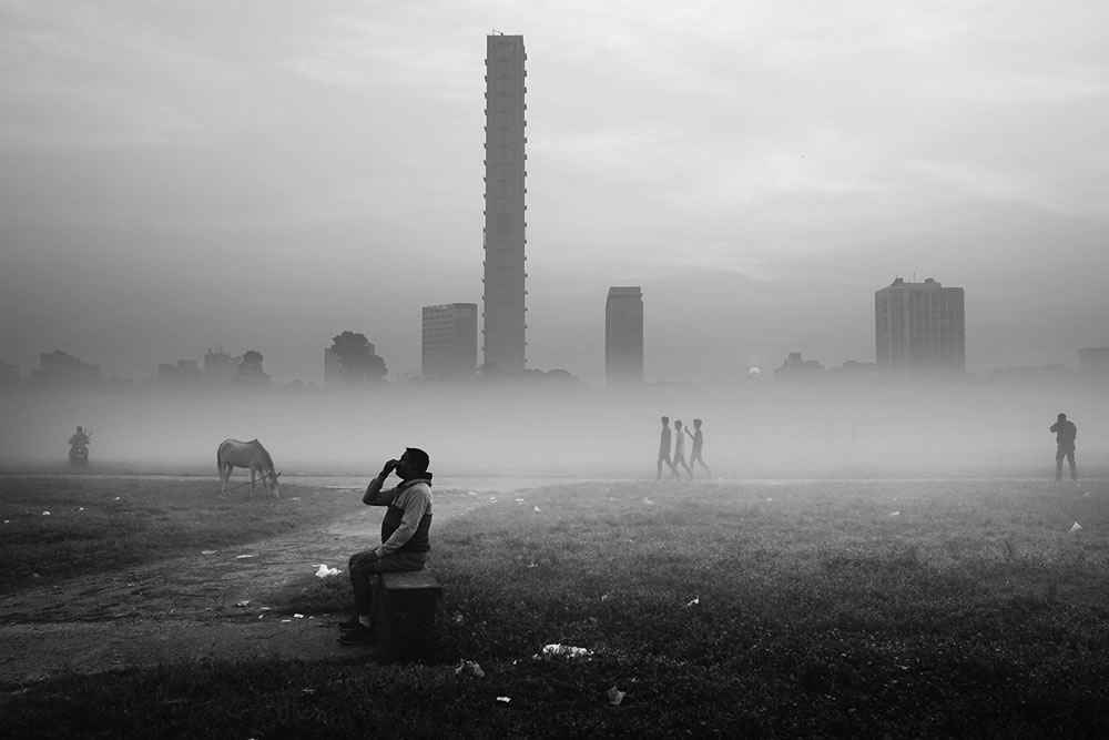 Foggy Winter Morning In Kolkata By Dipanjan Chakraborty