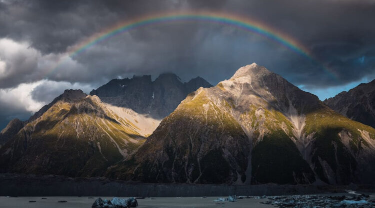 Photographer Michael Shainblum Compiles 50,000 Images of New Zealand Into Stunning 8k Time-Lapse