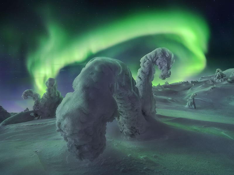 The Beautiful Images From 2021 Northern Lights Photographer Of The Year