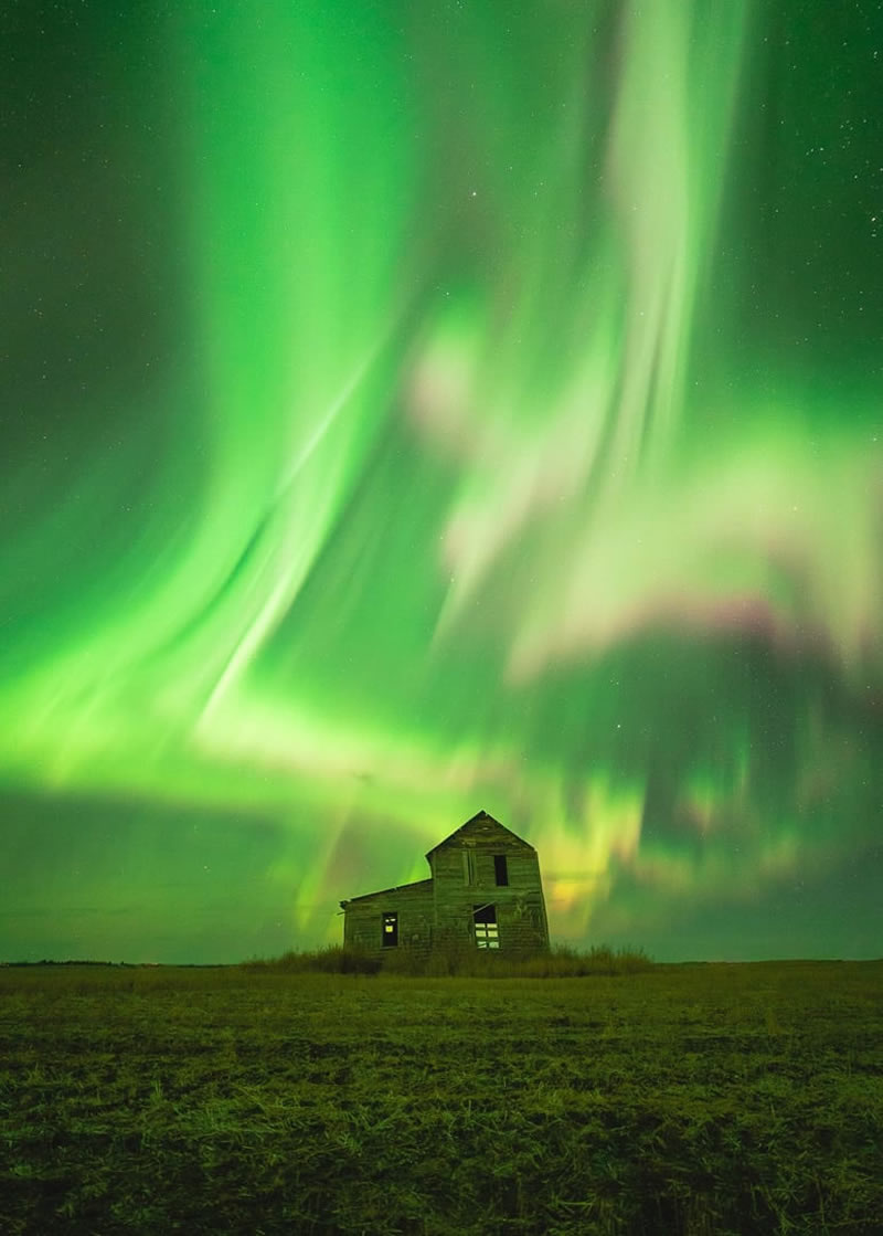 The Beautiful Images From 2021 Northern Lights Photographer Of The Year