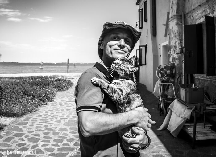 Photographs Of People With Their Cats In Venice, Italy By Marianna Zampieri