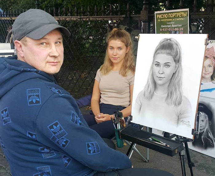 Russian Artist Nikolay Yarakhtin Amazingly Draws Realistic Portraits In Just One Hour