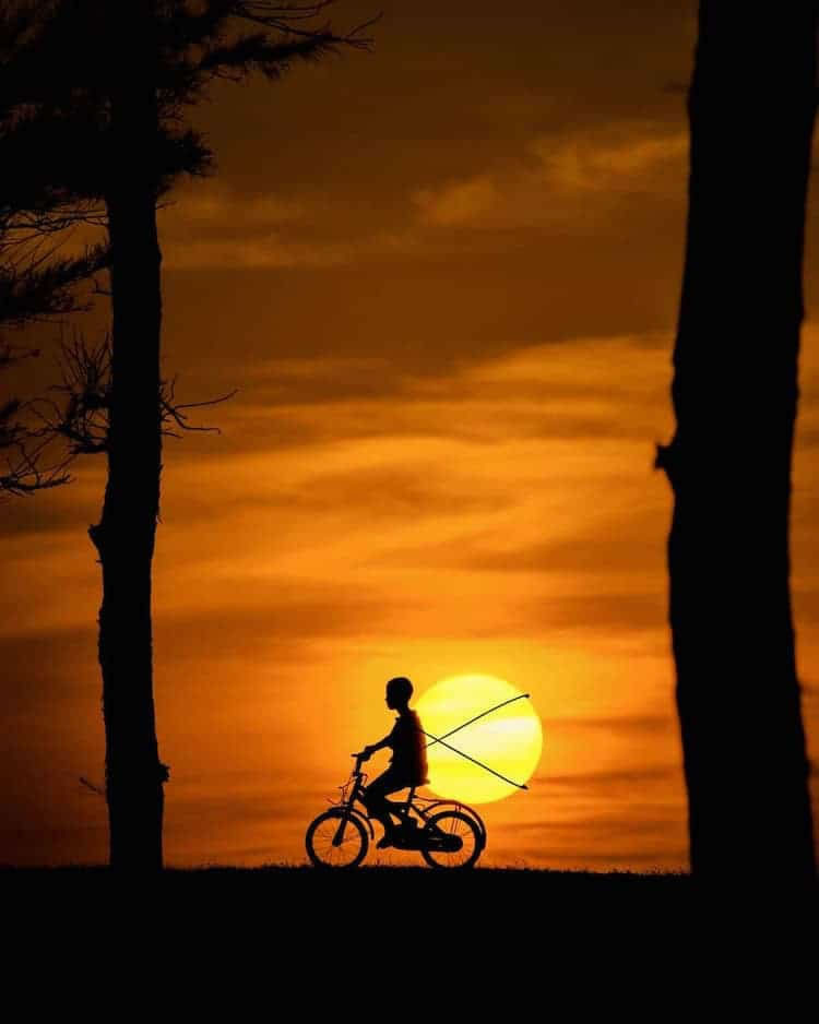 Krutik Thakur Captures Beautiful Sunset Silhouettes To Tell Magical Visual Stories