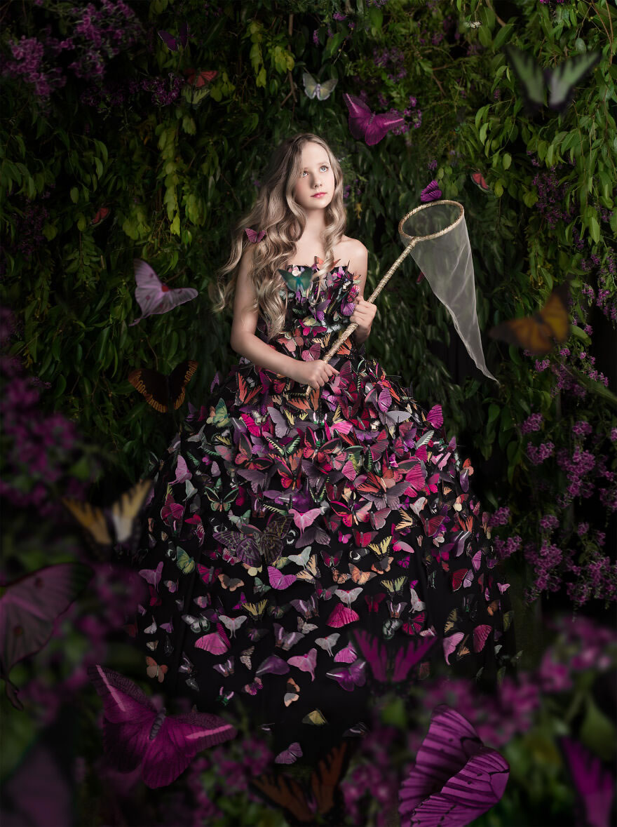 Renee Hibbert Set Up A Garden In Her Living Room And Did Photoshoots To Document Her Cancer Journey