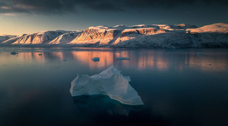 Fall Of The Giants In Greenland Amazingly Captured By Tobias Hagg