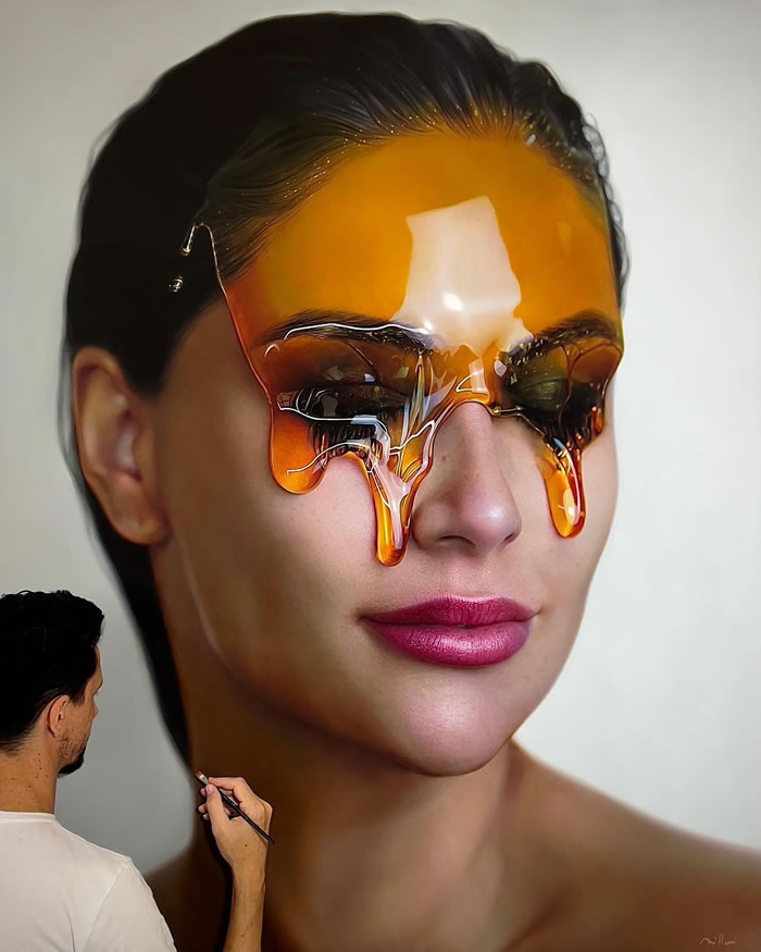 Hyper-Realistic Portraits Covered With Honey by Fabiano Millani