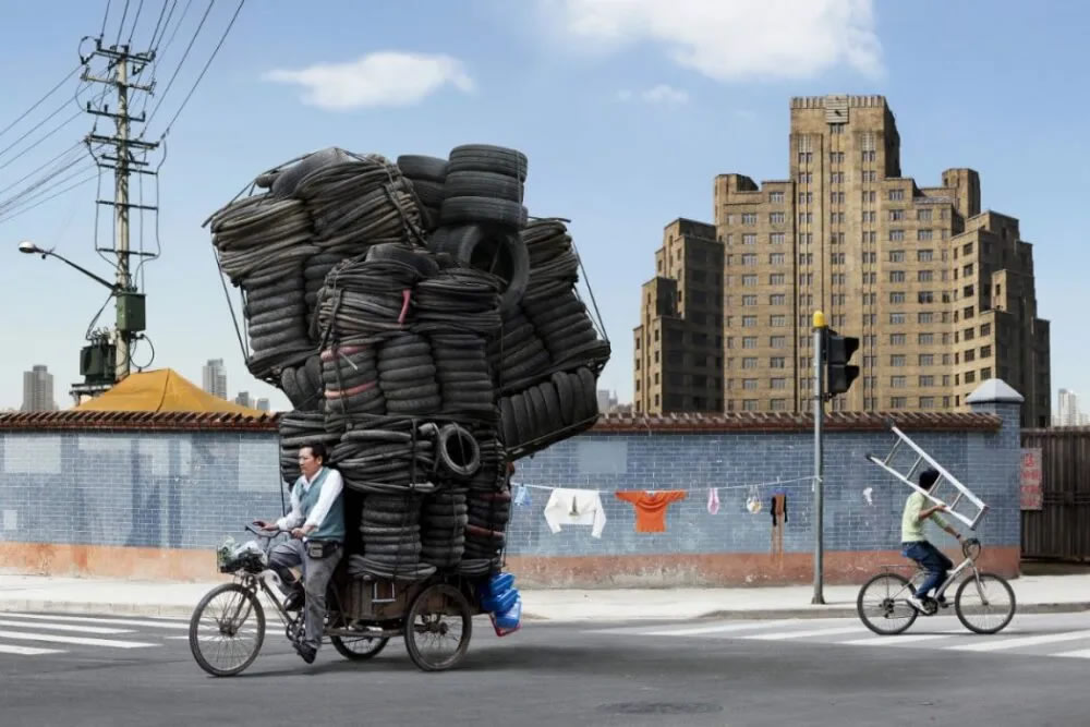 Totems Shanghai's Porters By Alain Delorme